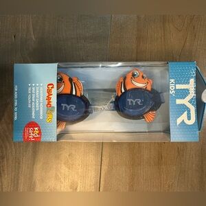 TYR Kids Fish Goggles in Orange and Blue